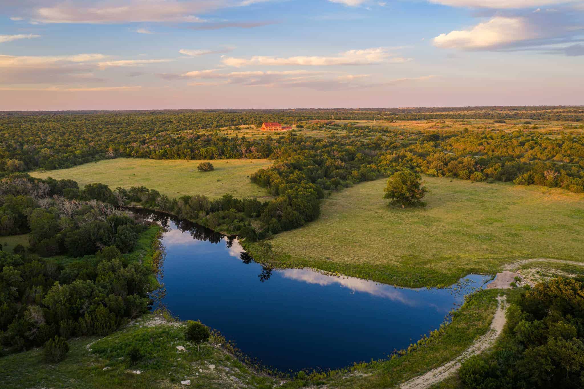 2292 County Road 396 Hamilton TX 76436