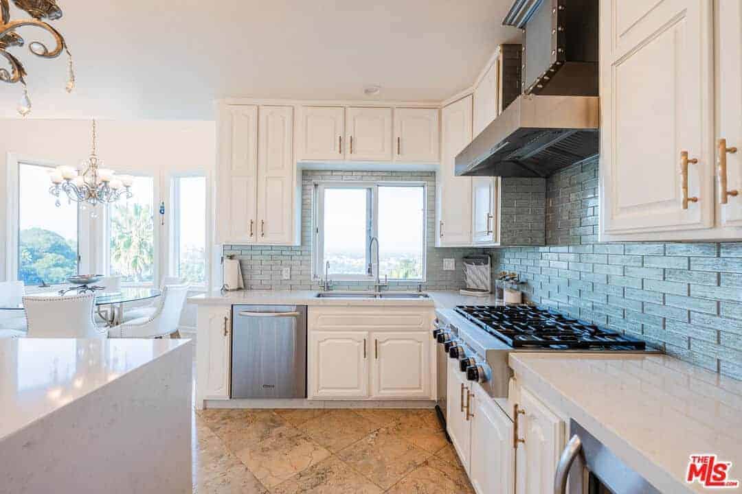 11131 Mountcastle Drive Studio City CA 91604