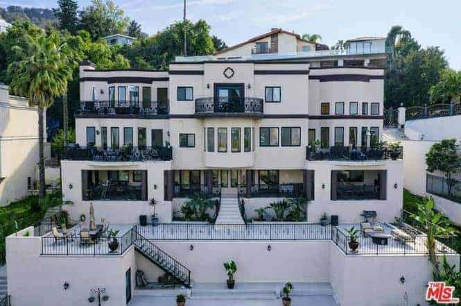 11131 Mountcastle Drive Studio City CA 91604
