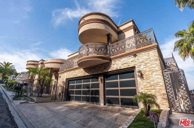 11131 Mountcastle Drive Studio City CA 91604