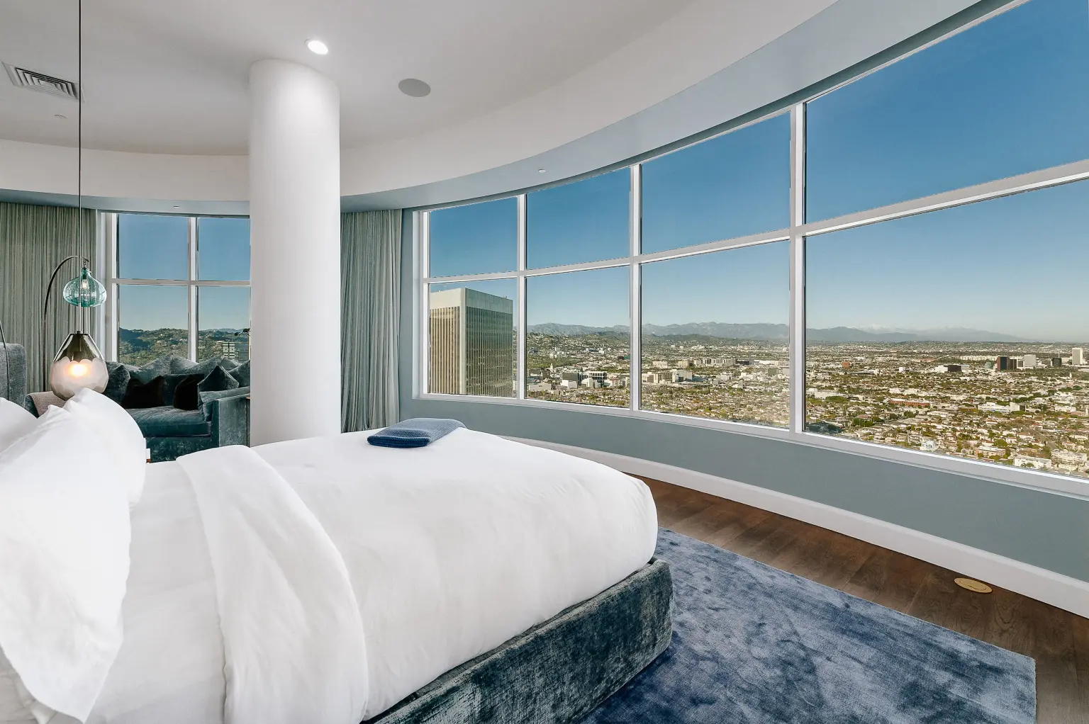 1 W Century Drive Los Angeles CA 90067