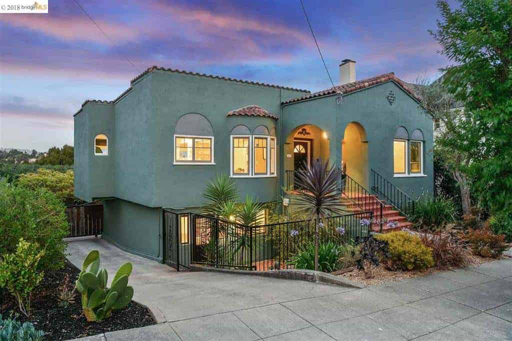 1012 Warfield Avenue Oakland CA 94610