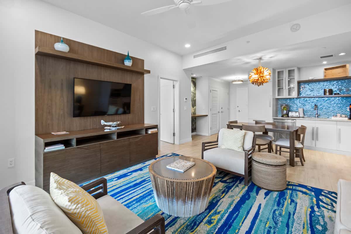 One Particular Harbour At The Pointe New Providence Paradise Island BS
