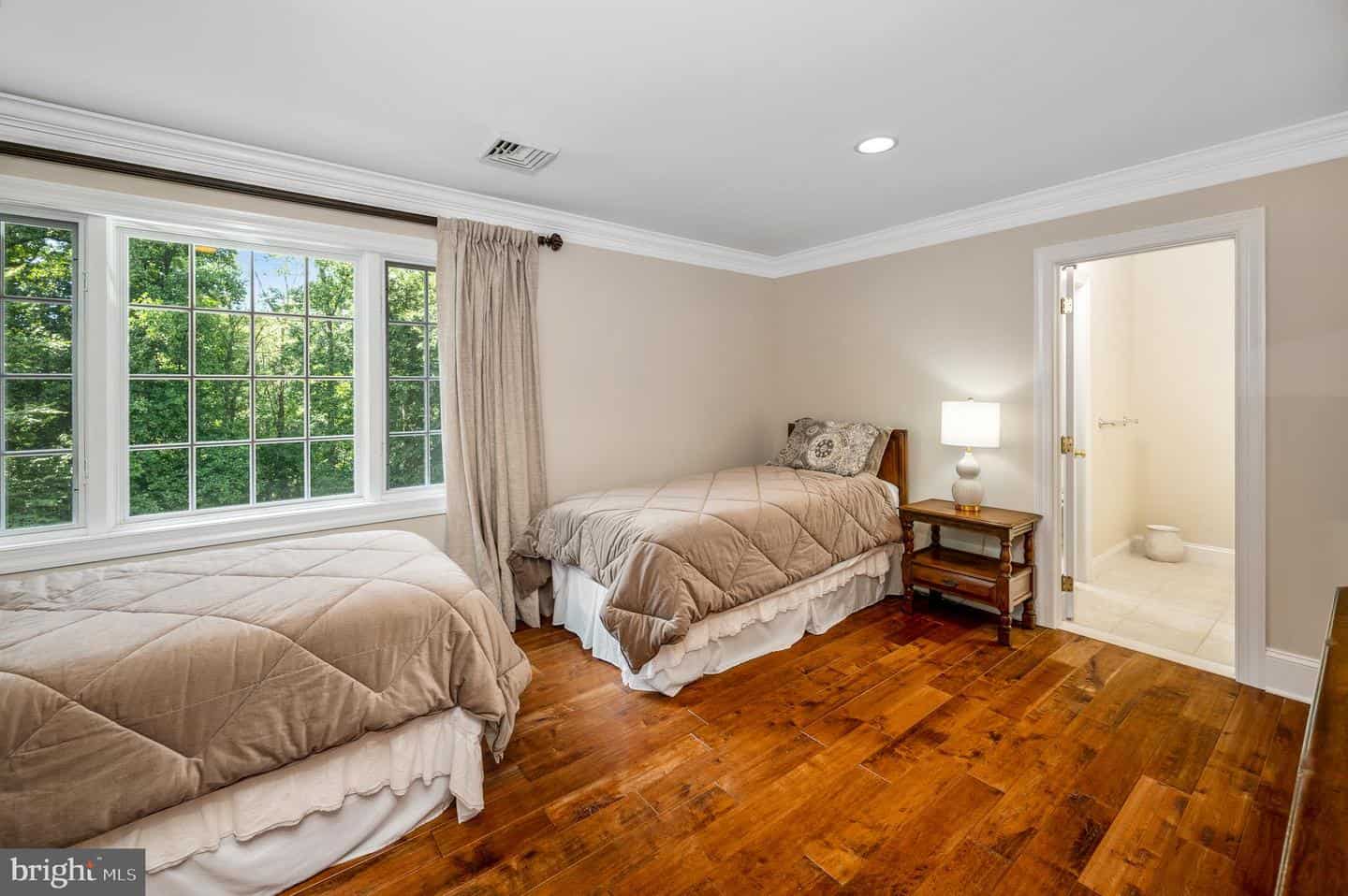6 Douglass Lane Chester Springs PA 19425