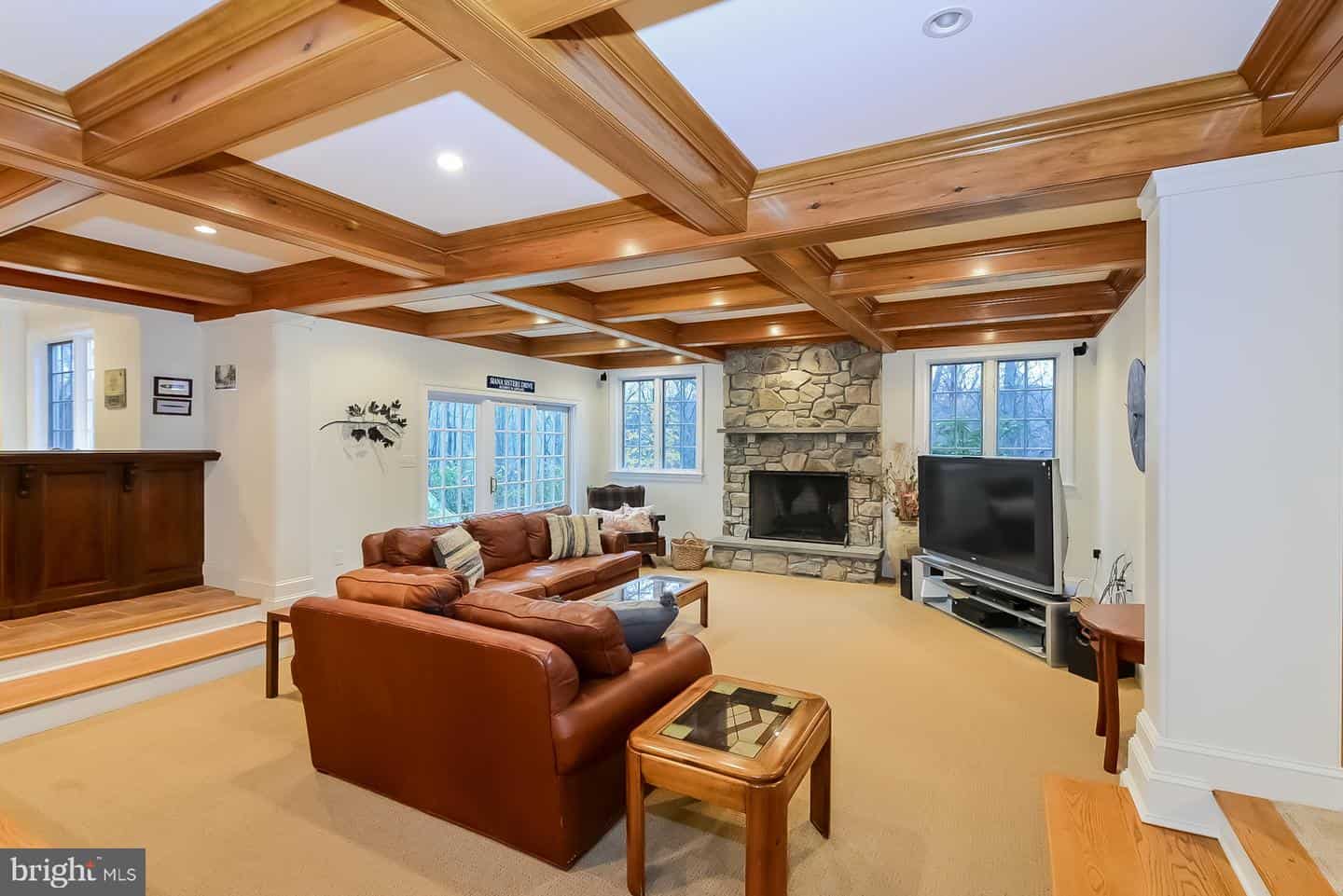 6 Douglass Lane Chester Springs PA 19425