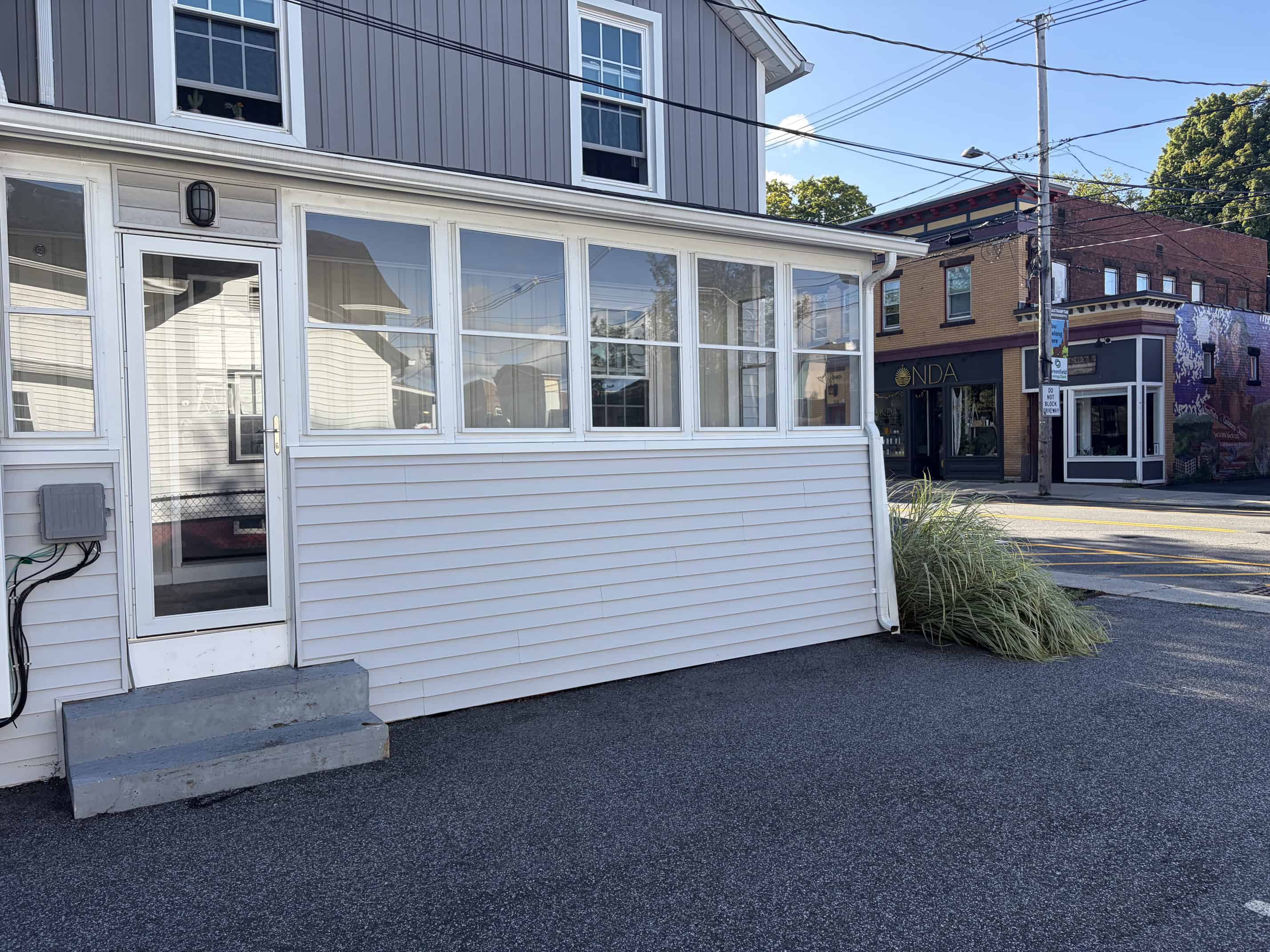 Easthampton MA 01027
