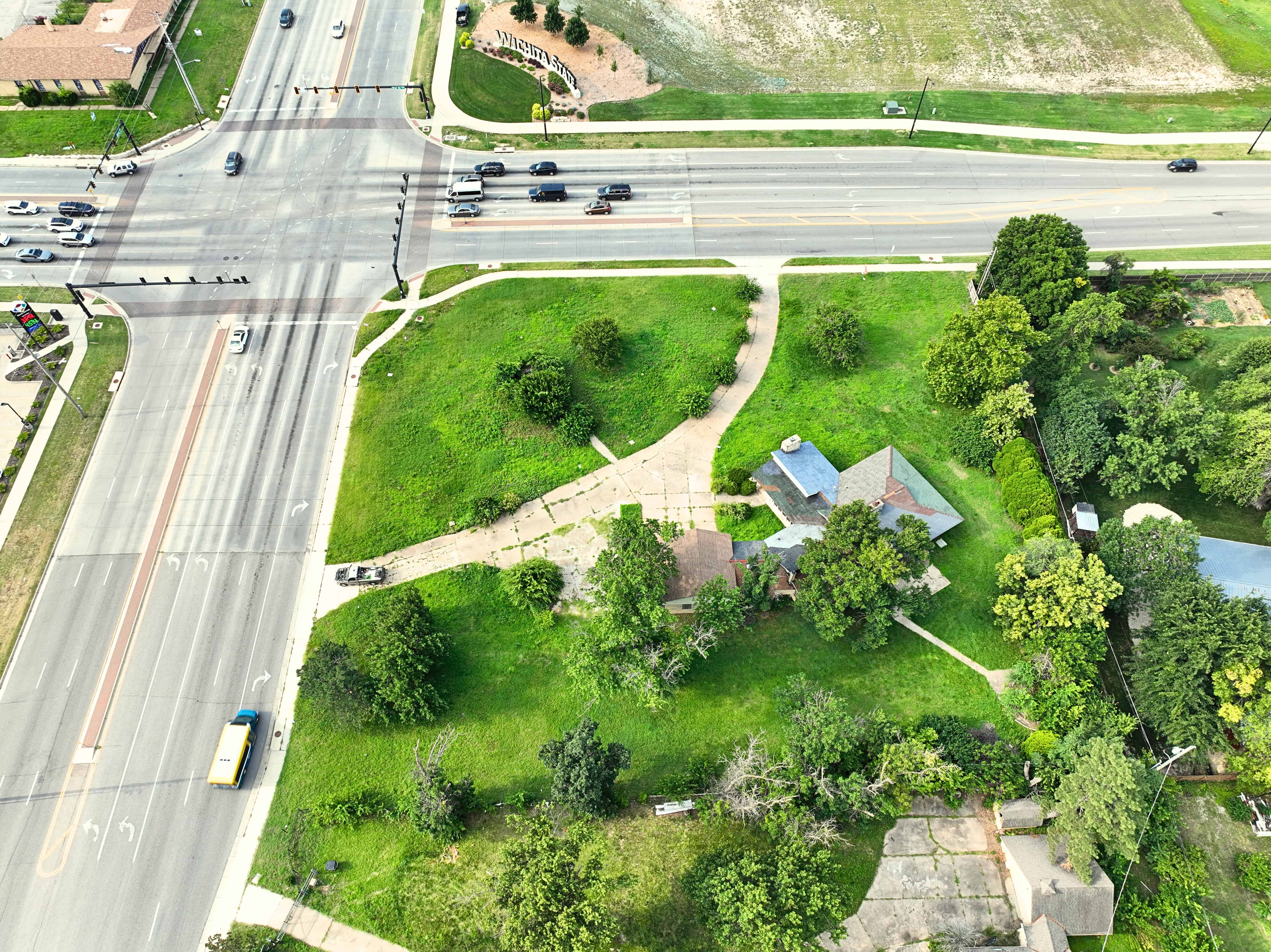 11 N Crestview Lakes Drive Wichita KS 67220
