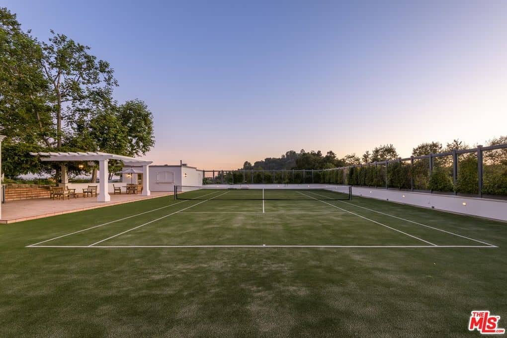 1911 Westridge Road Brentwood CA 90049