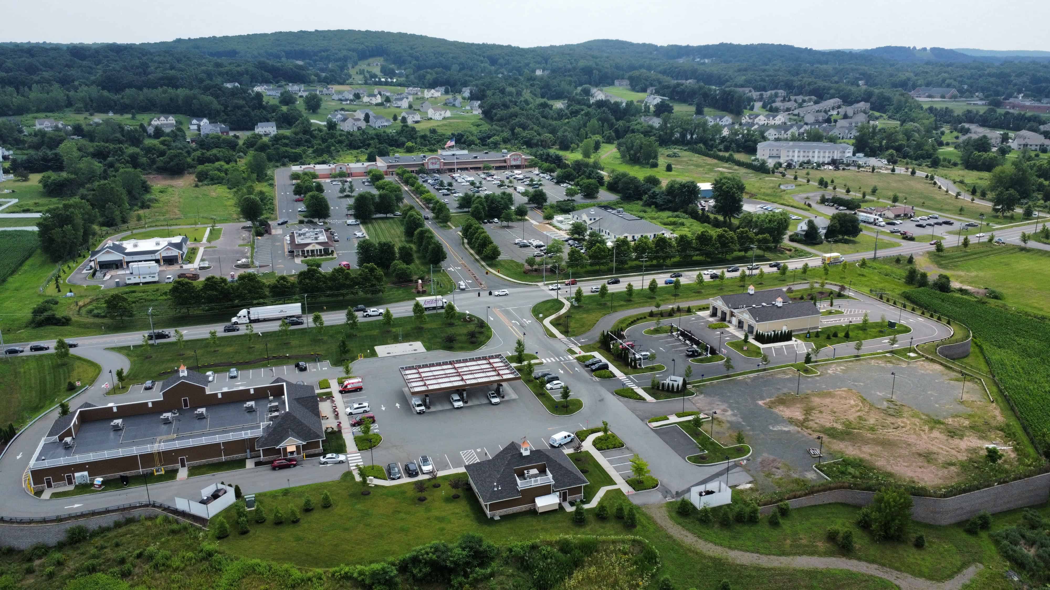 140 West Road Ellington CT 06029