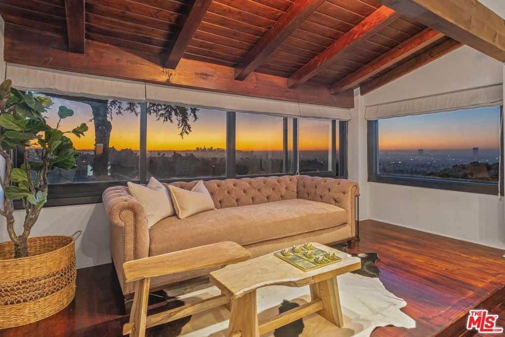 8247 Roxbury Road Los Angeles CA 90069