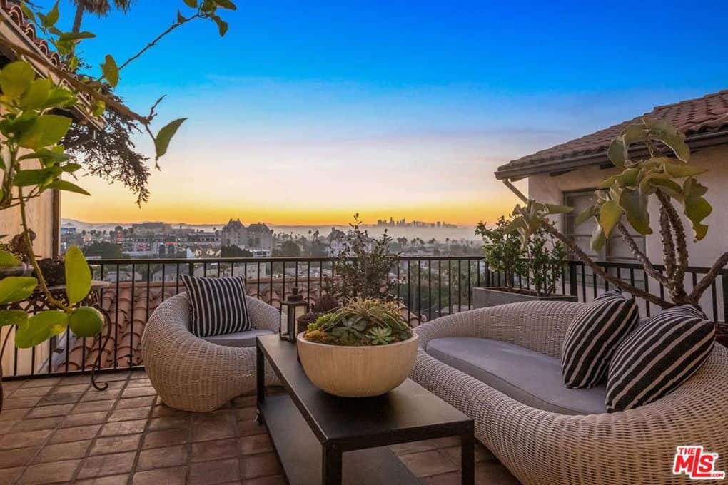 8247 Roxbury Road Los Angeles CA 90069