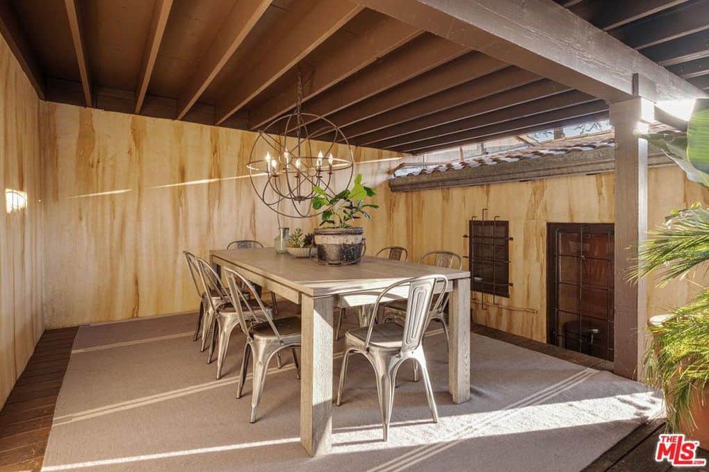 8247 Roxbury Road Los Angeles CA 90069