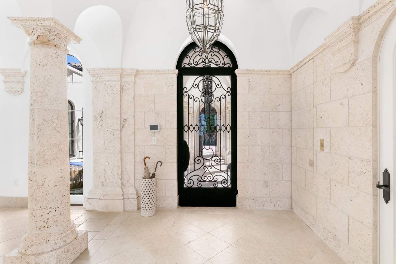 313 Dunbar Road Palm Beach FL 33480