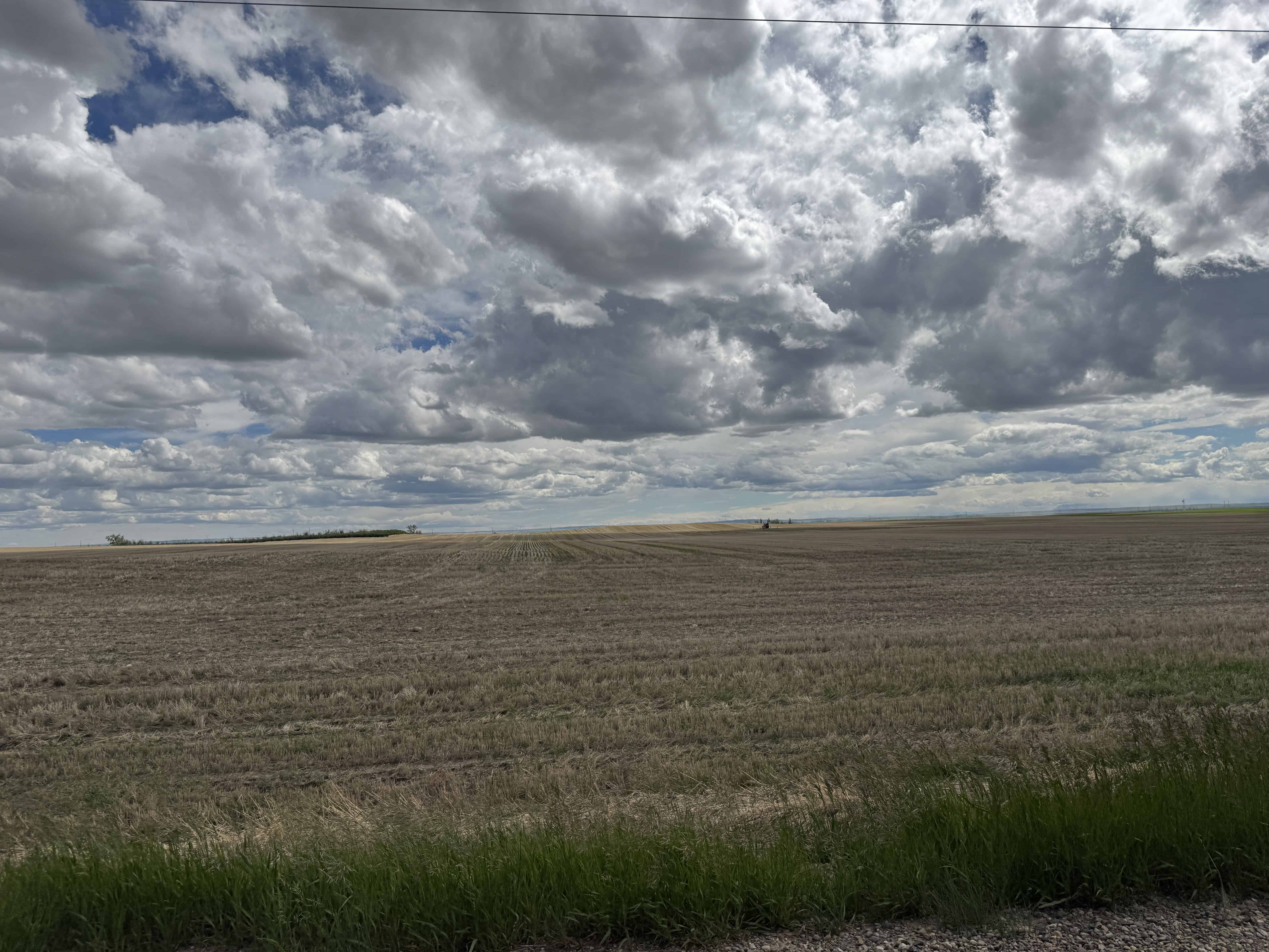 ON Rr 220 County Of Lethbridge AB T1K 7N3