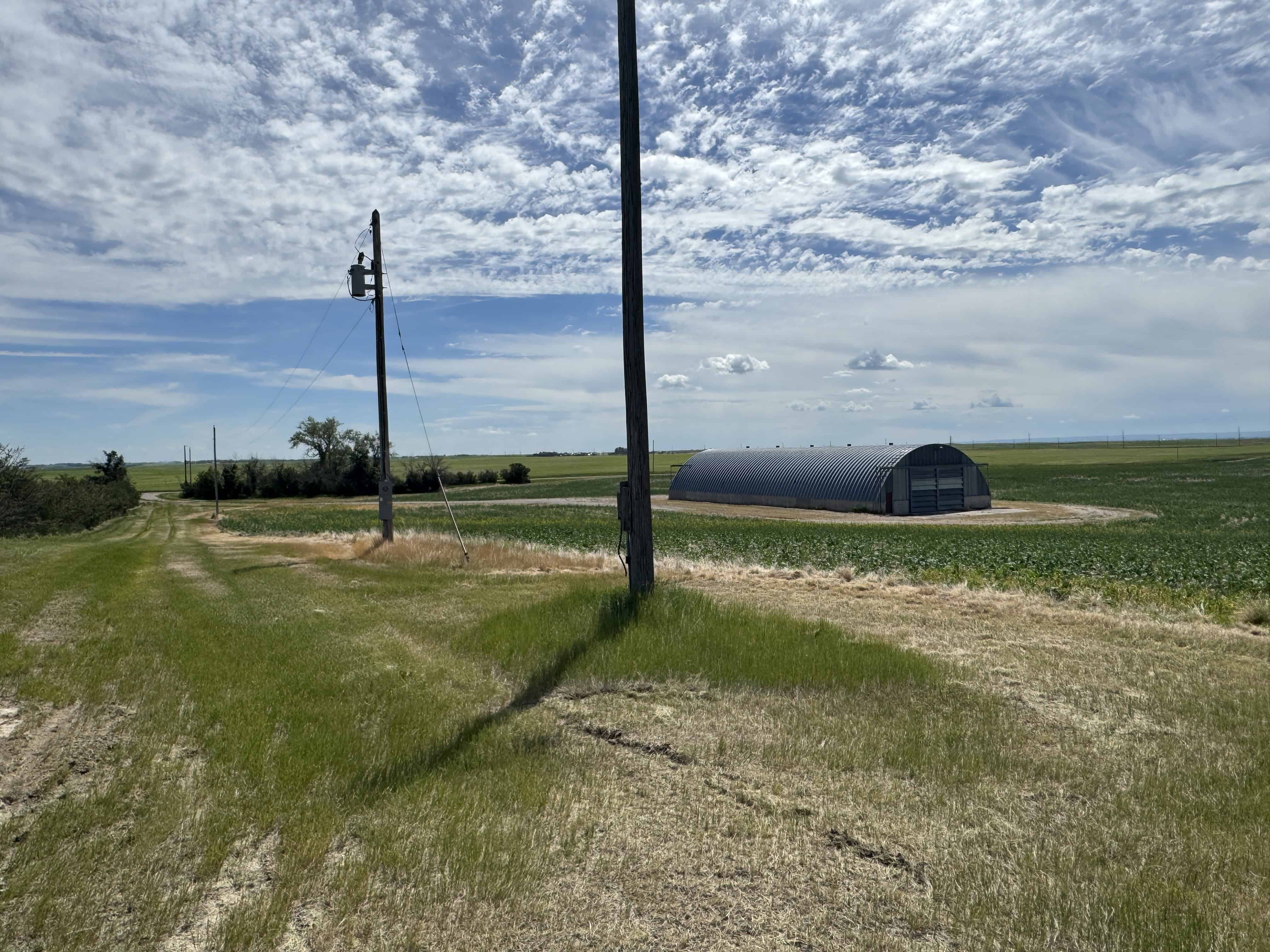 ON Rr 220 County Of Lethbridge AB T1K 7N3