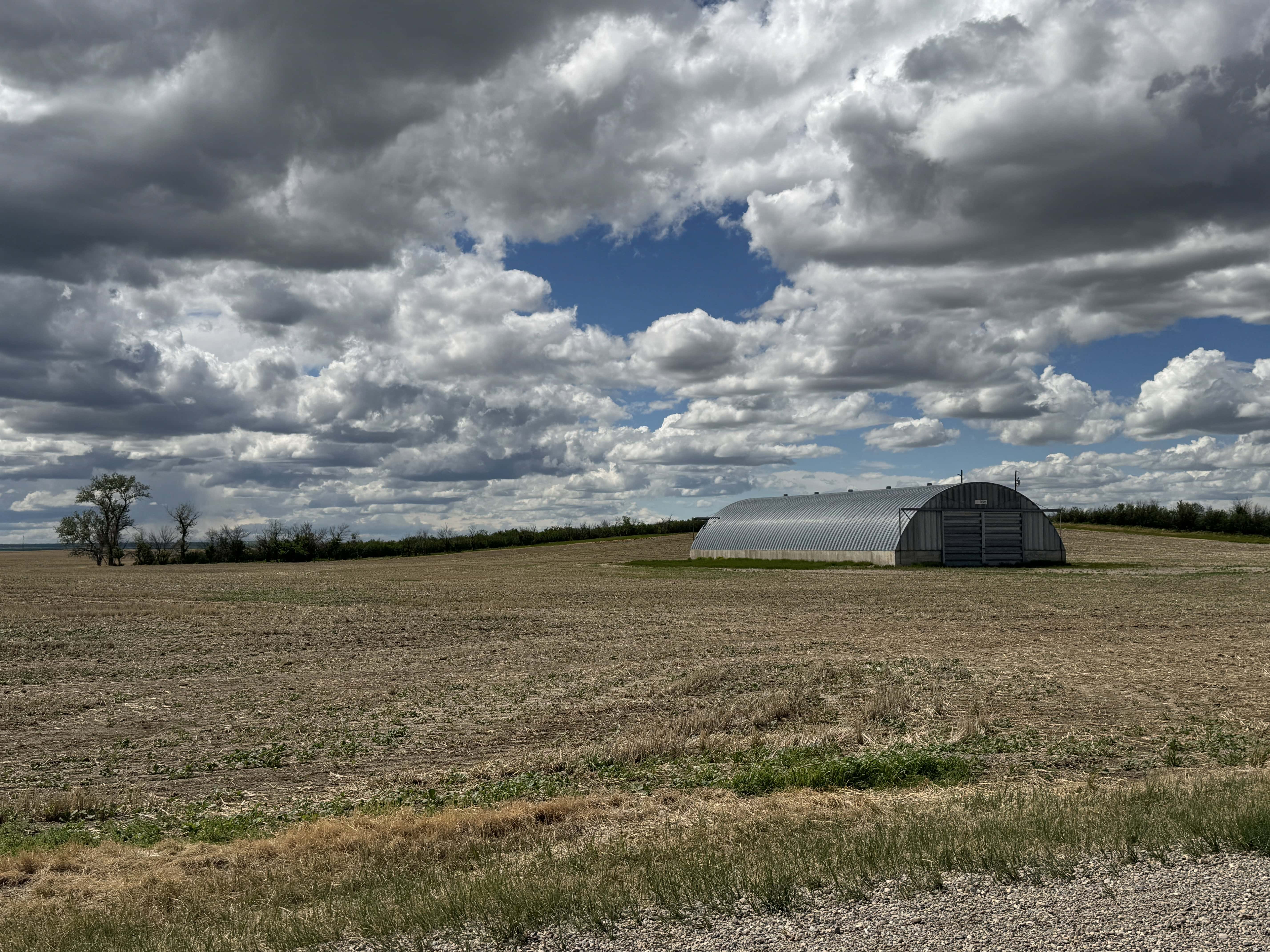 ON Rr 220 County Of Lethbridge AB T1K 7N3