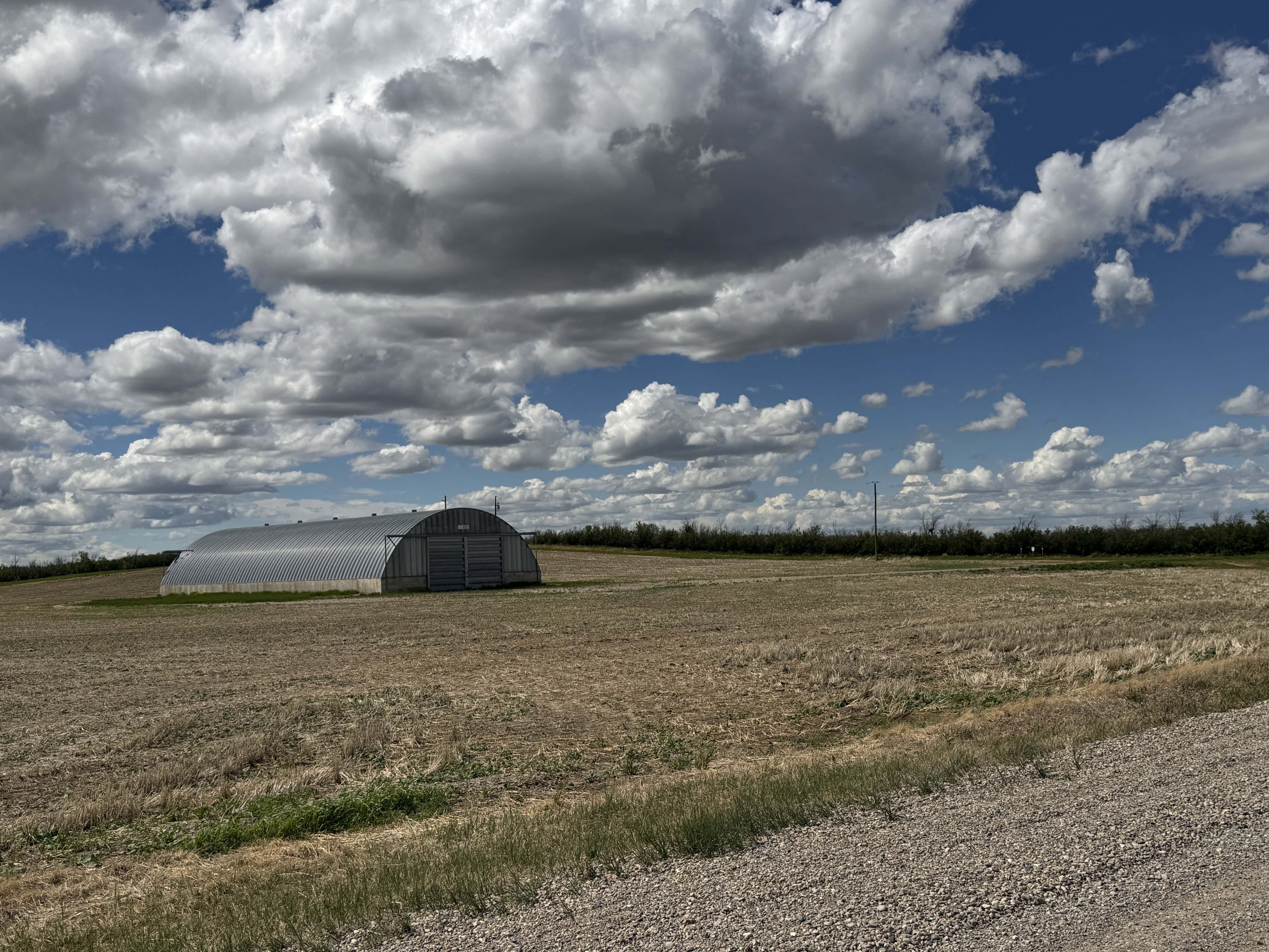 ON Rr 220 County Of Lethbridge AB T1K 7N3