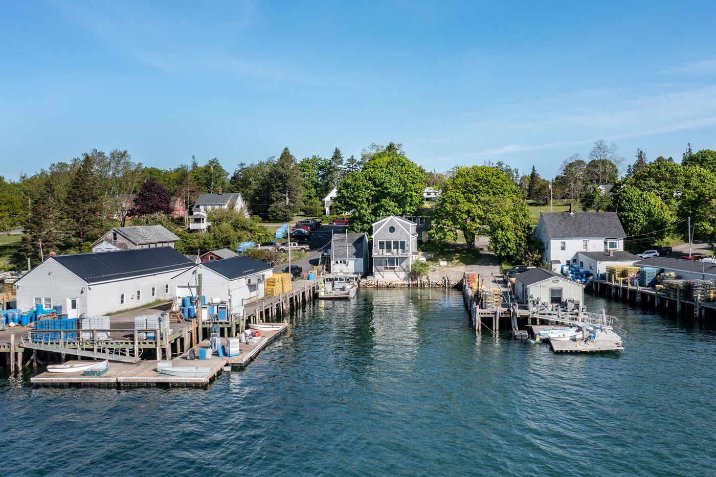 111 Davis Point Loop Friendship ME 04547