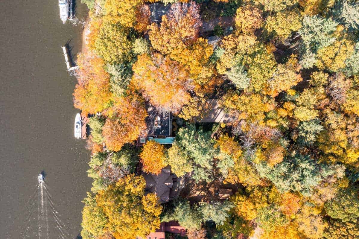 3470 Riverside Drive Saugatuck MI