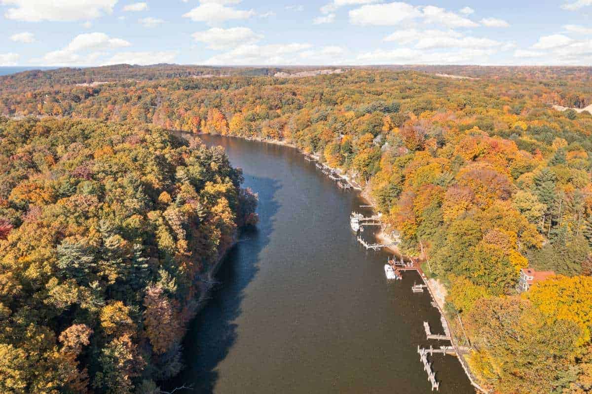 3470 Riverside Drive Saugatuck MI