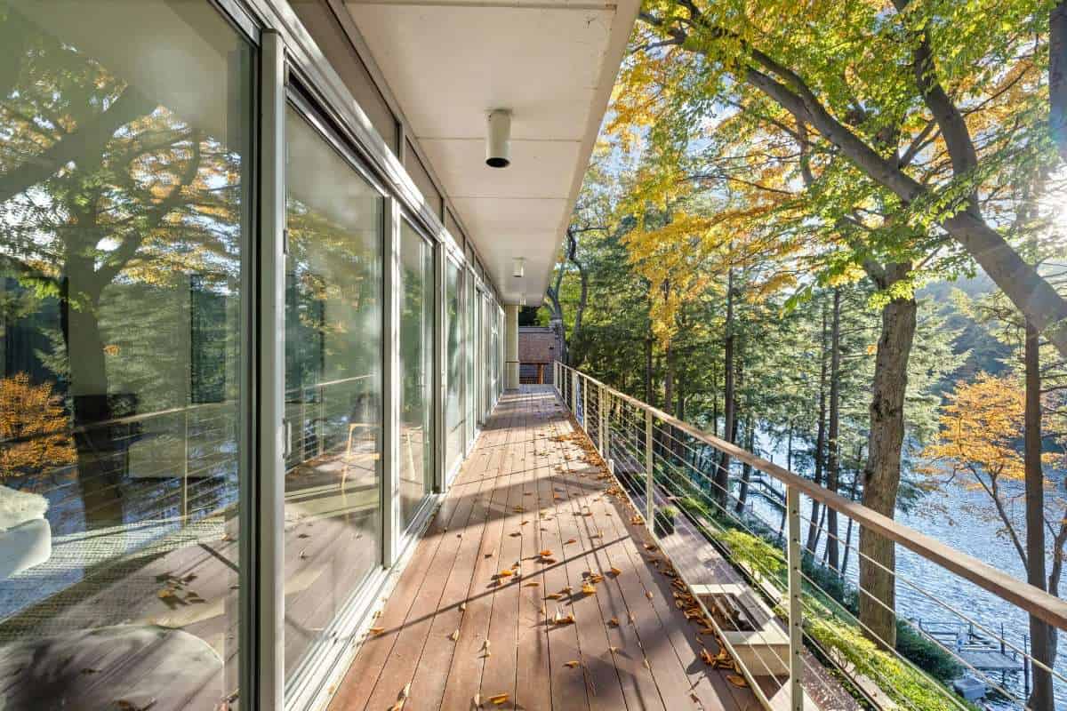 3470 Riverside Drive Saugatuck MI