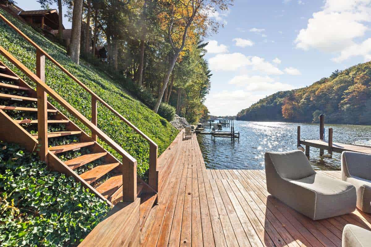 3470 Riverside Drive Saugatuck MI