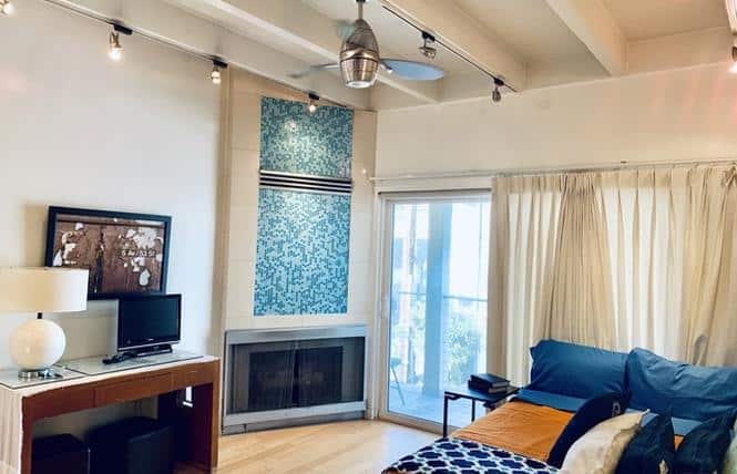 3215 Ocean Front Walk Los Angeles CA 90292