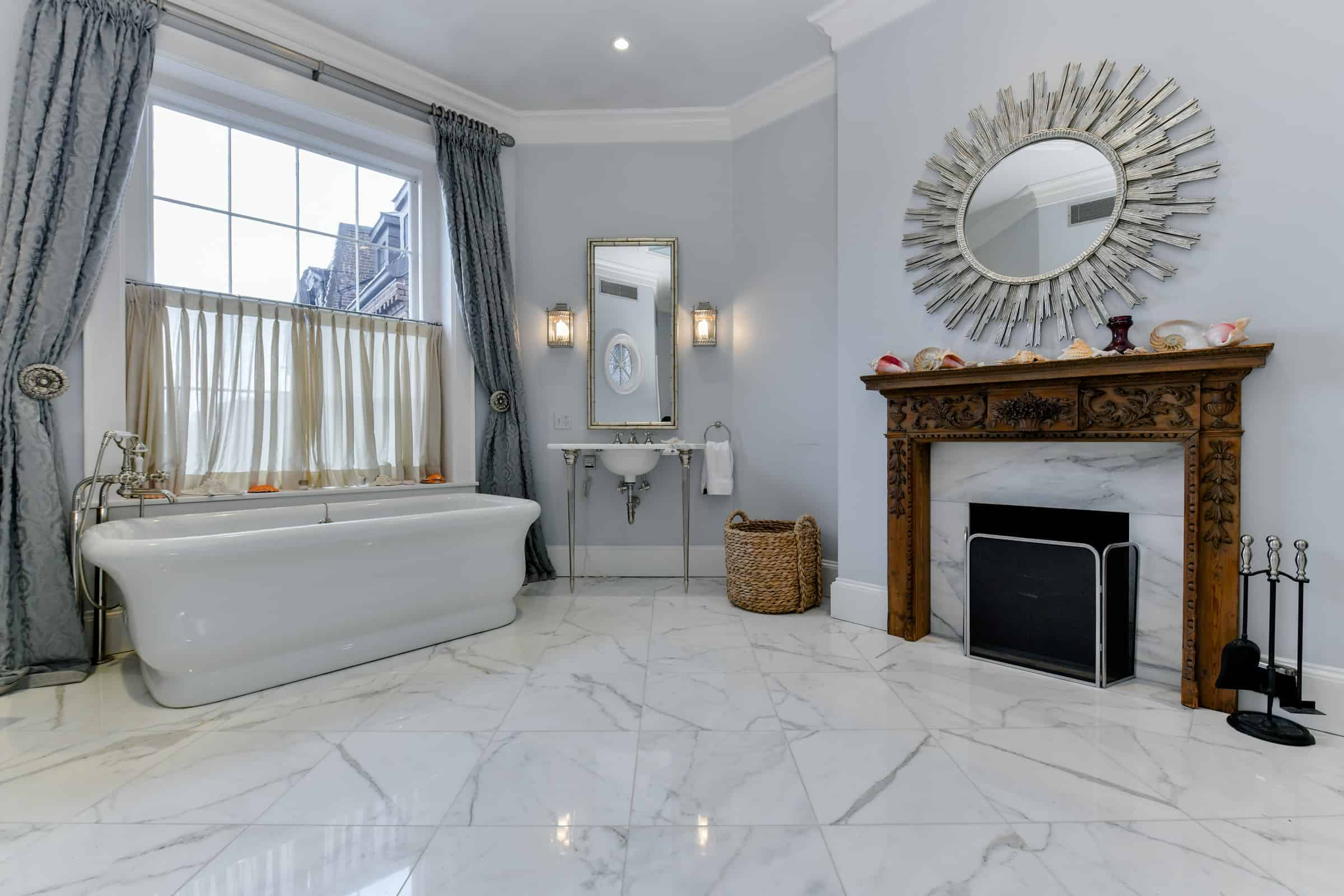 20 Louisburg Square, Boston, MA 02108