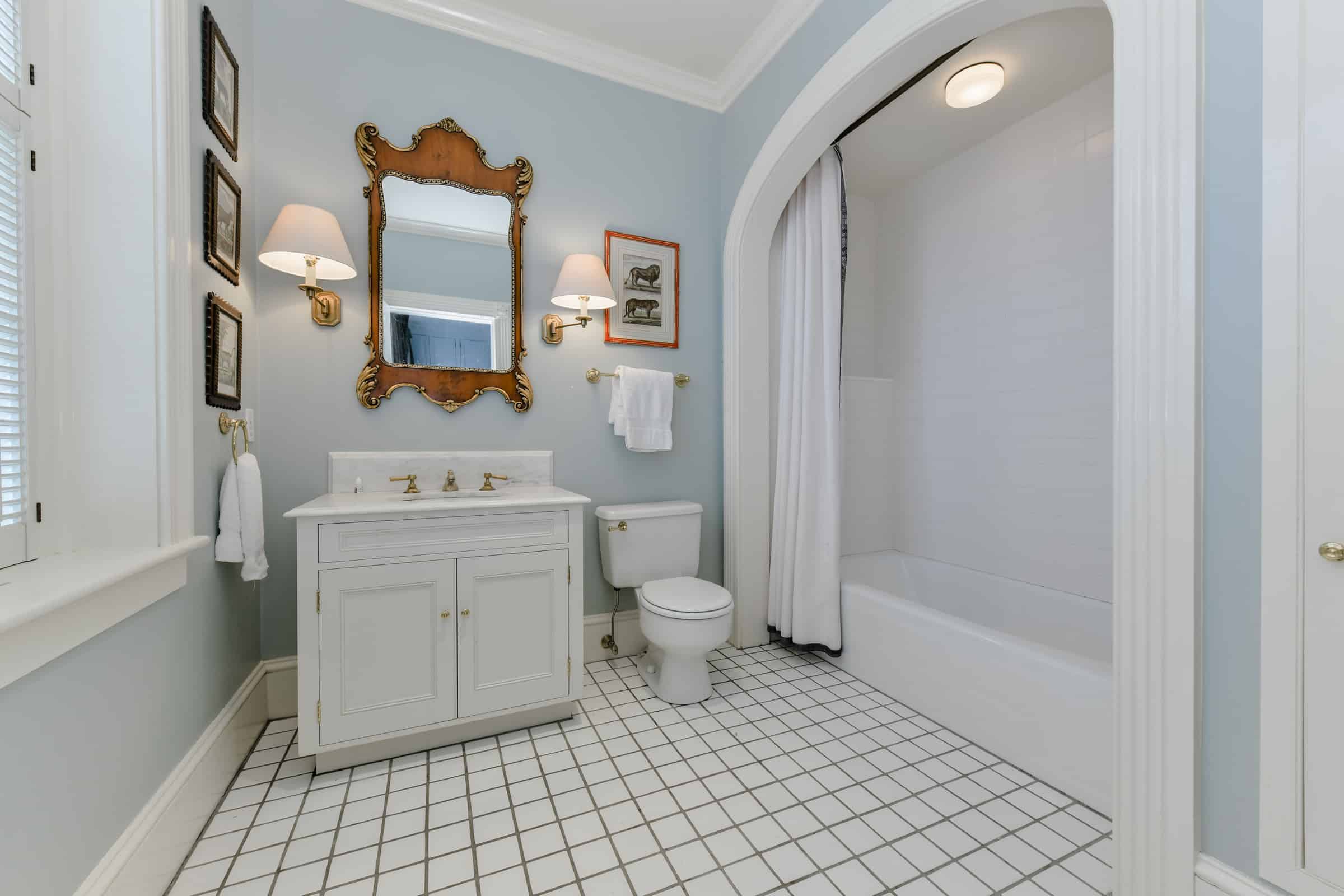 20 Louisburg Square, Boston, MA 02108