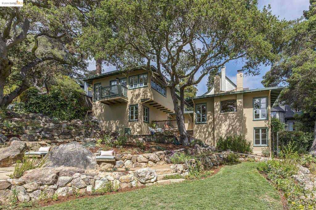 1921 Capistrano Avenue Berkeley CA 94707