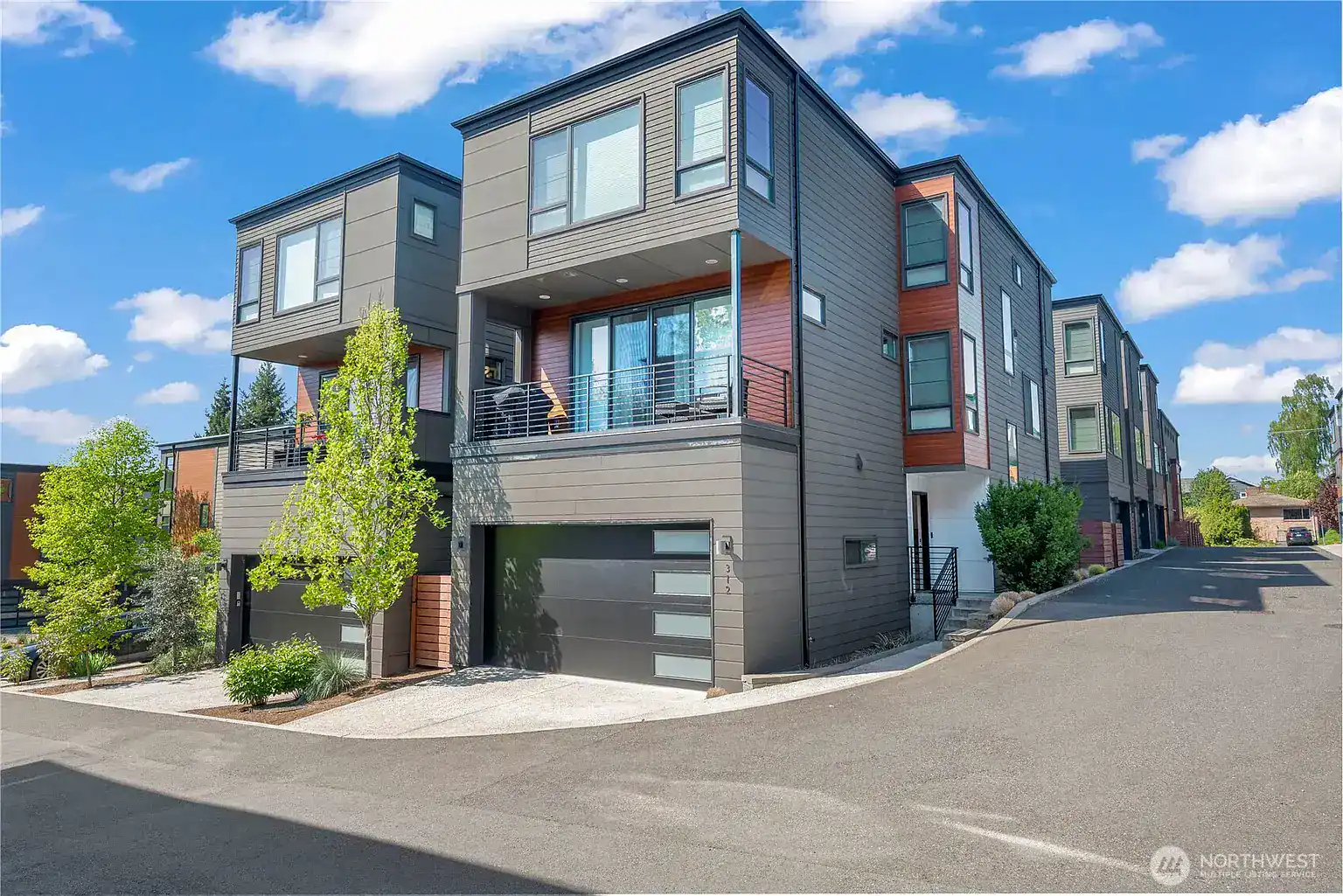 312 7th Lane S Kirkland WA 98033