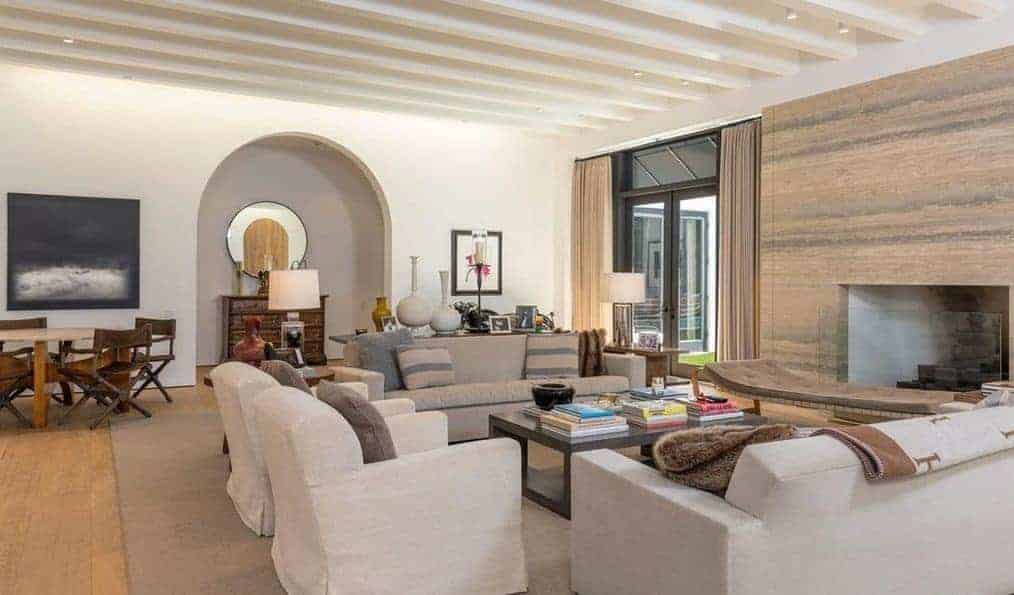 121 Udine Way Los Angeles CA 90077