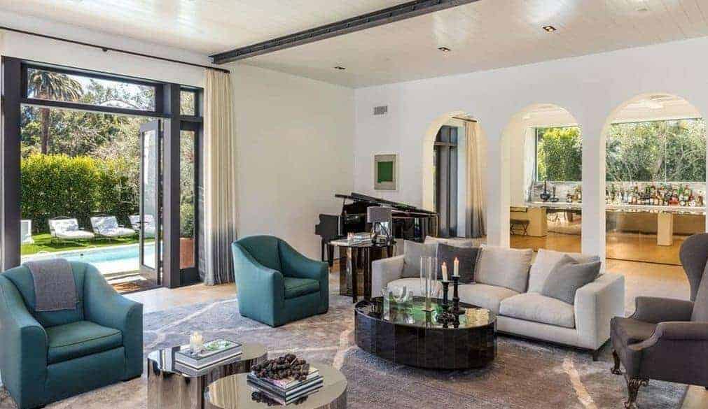 121 Udine Way Los Angeles CA 90077