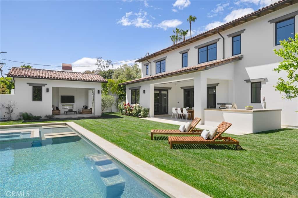 12626 Hortense Street Studio City CA 91604