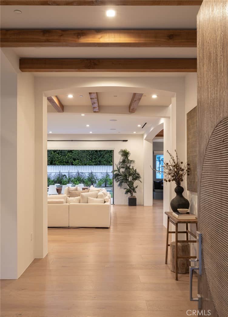 12626 Hortense Street Studio City CA 91604