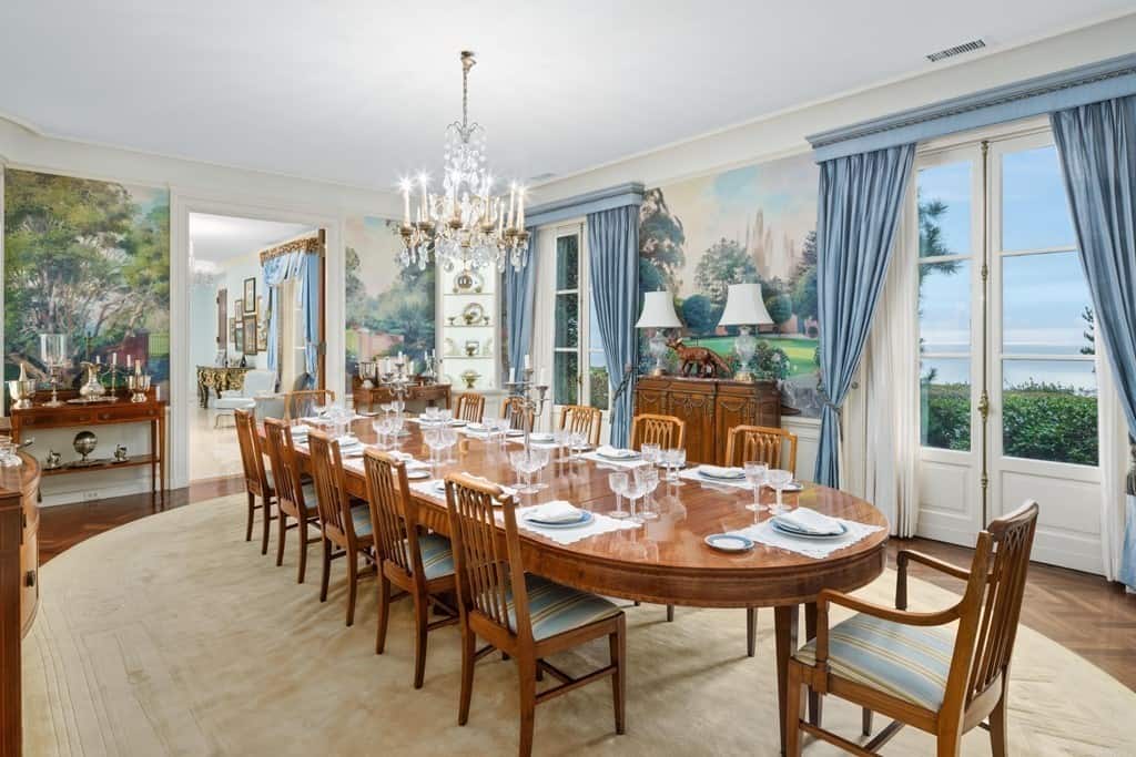 7007 Country Club Drive La Jolla CA 92037