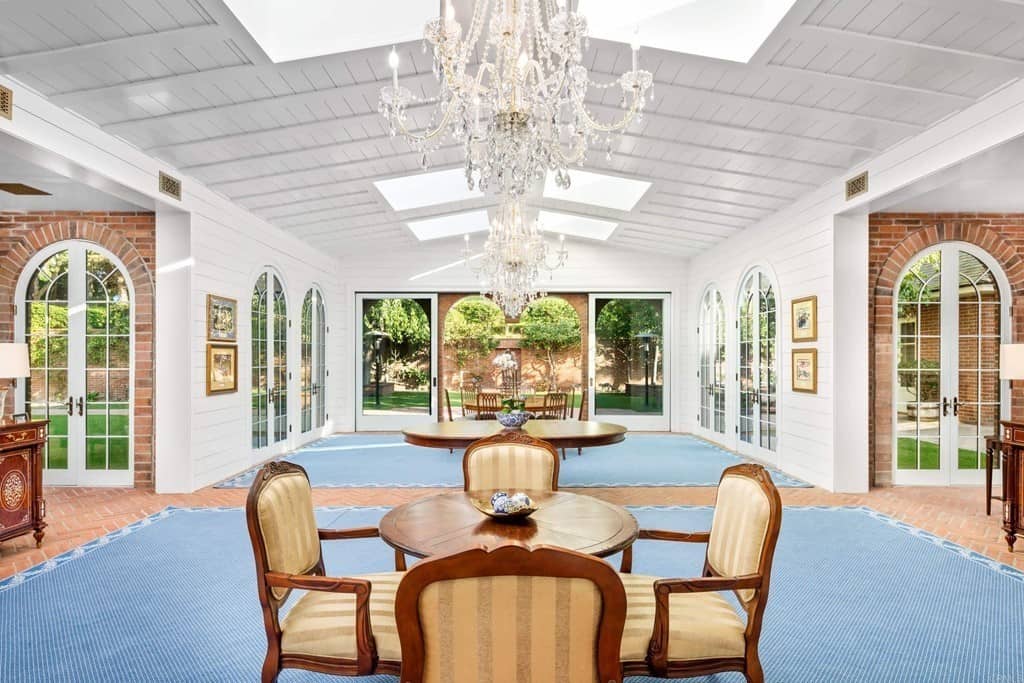 7007 Country Club Drive La Jolla CA 92037