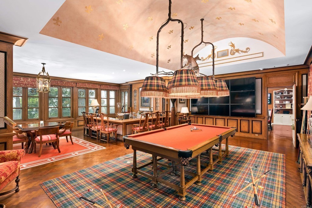 7007 Country Club Drive La Jolla CA 92037