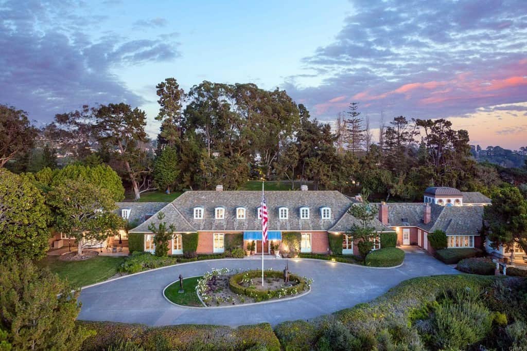 7007 Country Club Drive La Jolla CA 92037