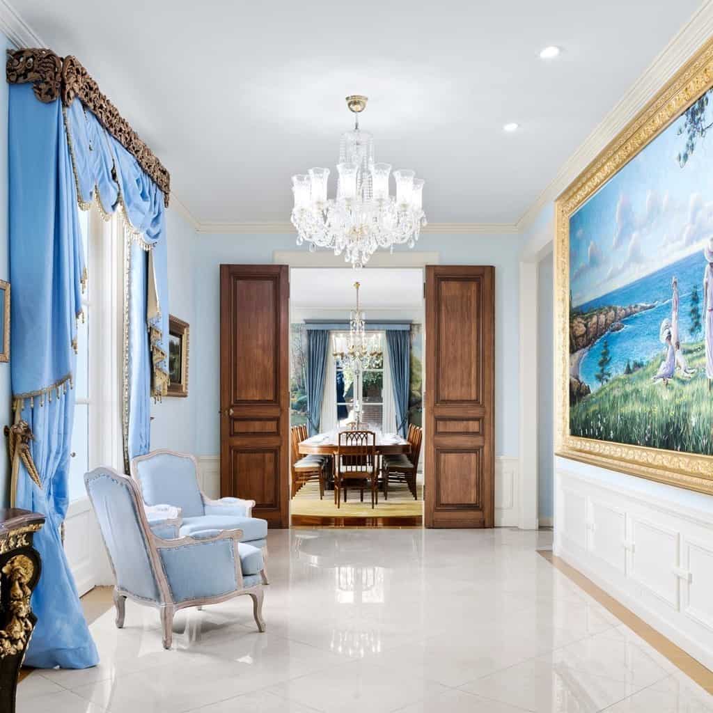7007 Country Club Drive La Jolla CA 92037