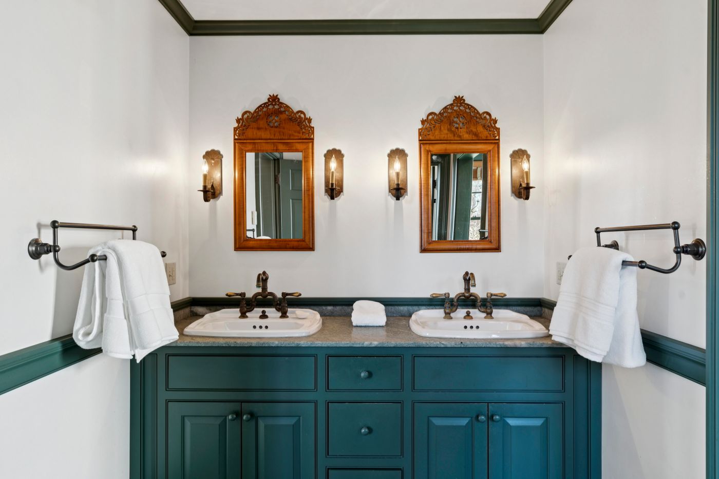 700 Barton Road West Windsor VT 05089