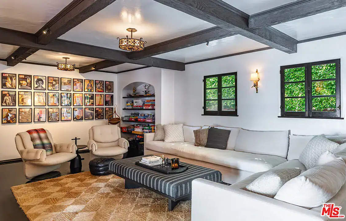 820 N Roxbury Drive Beverly Hills CA 90210