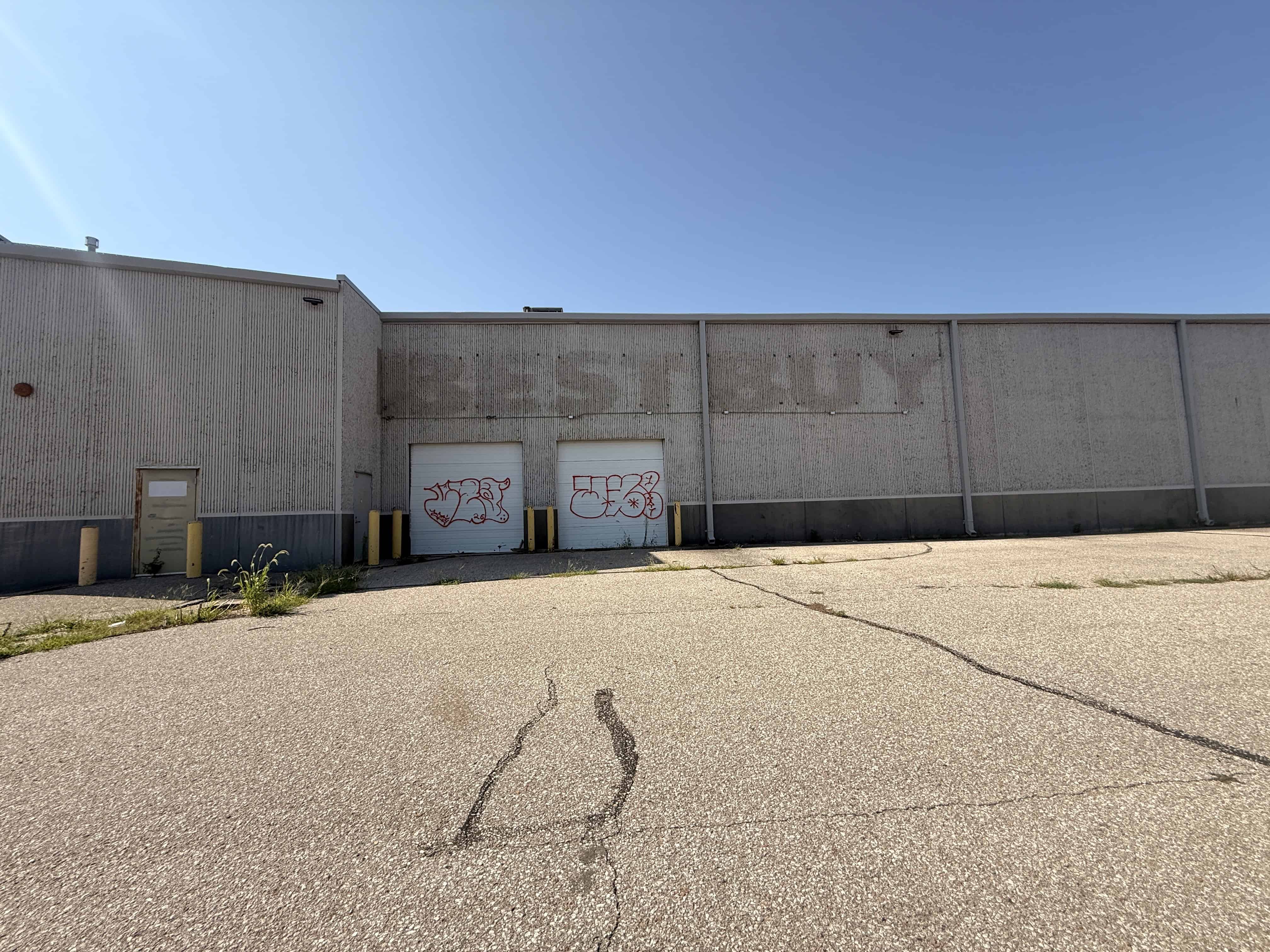 6700 W Kellogg Drive Wichita KS 67209