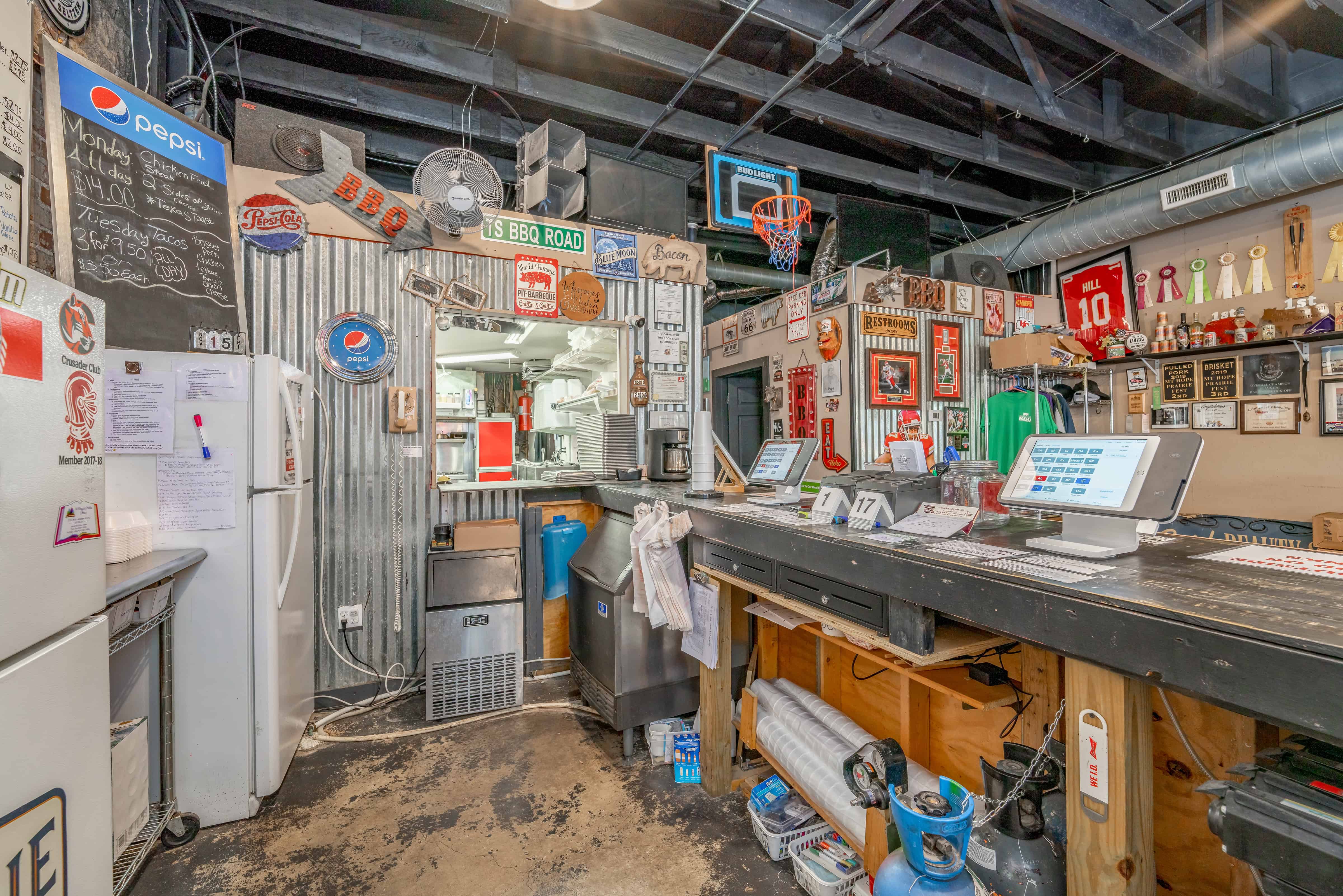 215-217 N Washington Avenue Wellington KS 67152