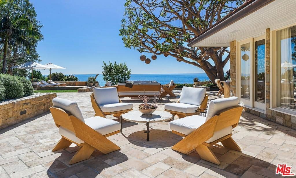 27560 Pacific Coast Hwy, Malibu CA 90265