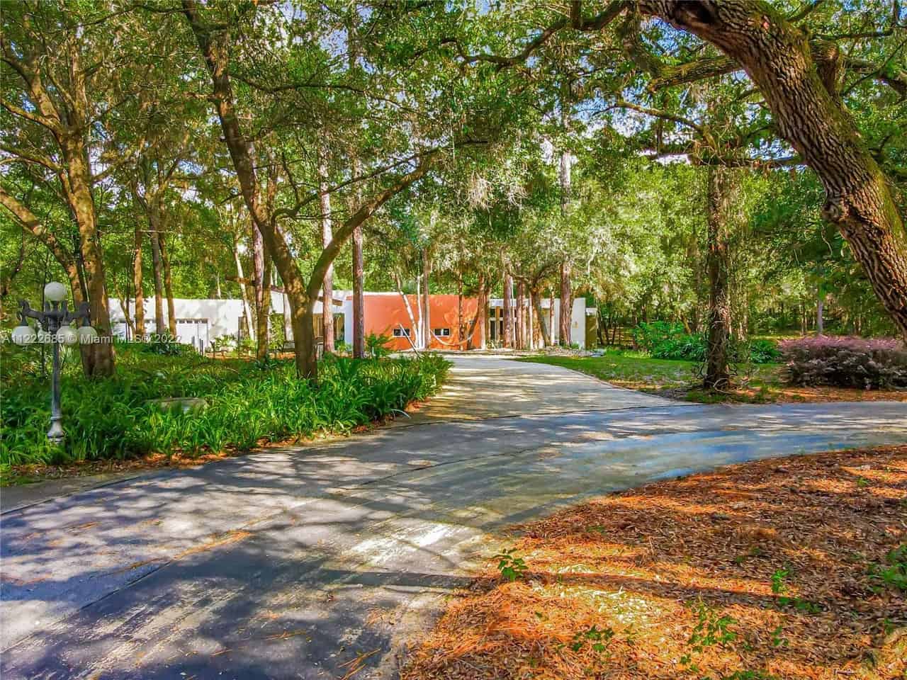 820 Braemar Lane Deland FL 32724