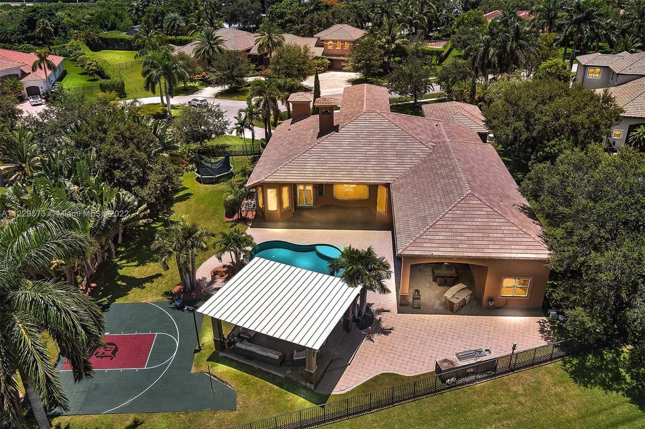 11029 Blackhawk Boulevard Davie FL 33328