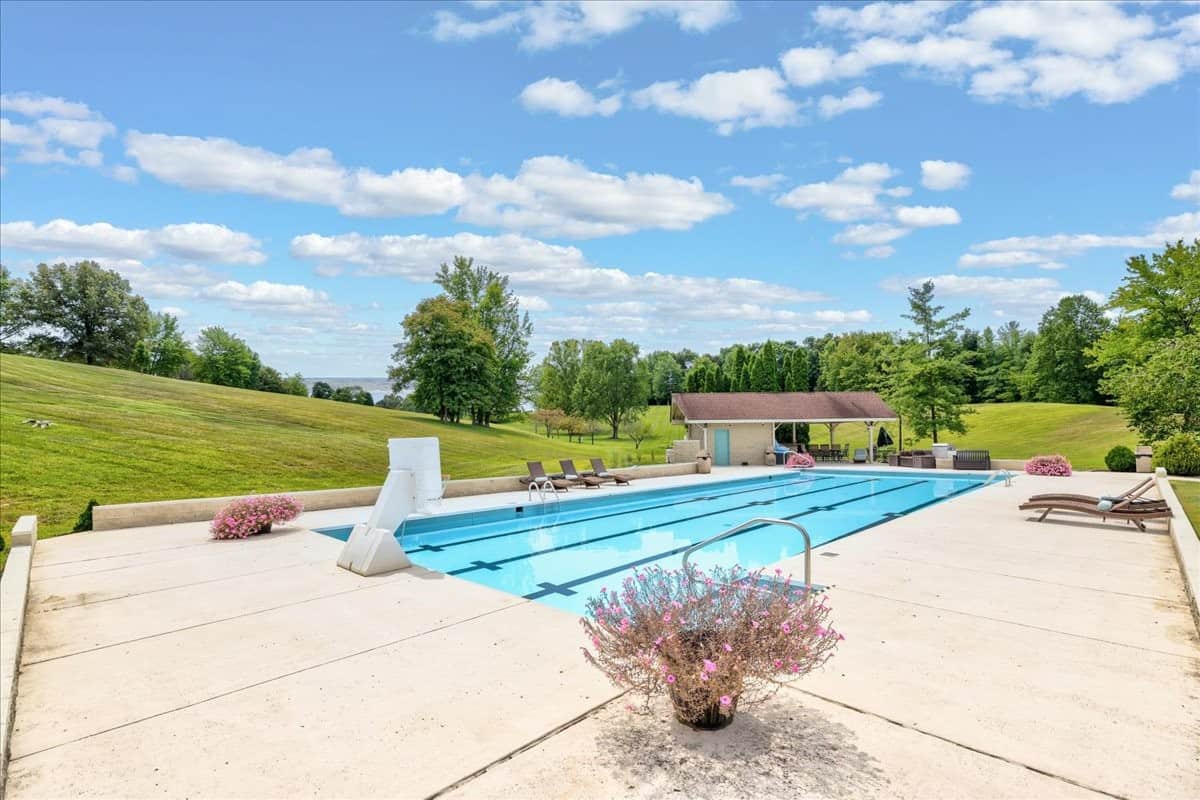 30 Bass Court Whitesville KY 42378