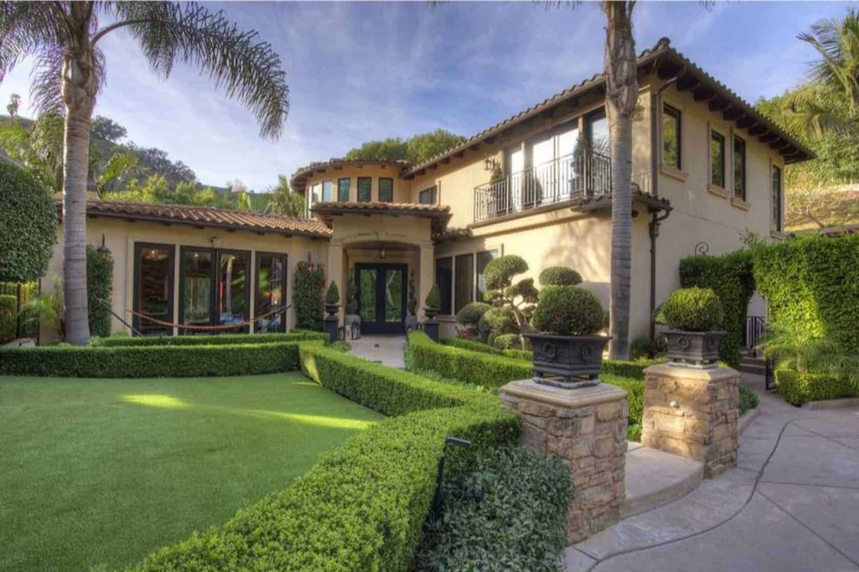 1642 San Ysidro Drive Beverly Hills CA 90210