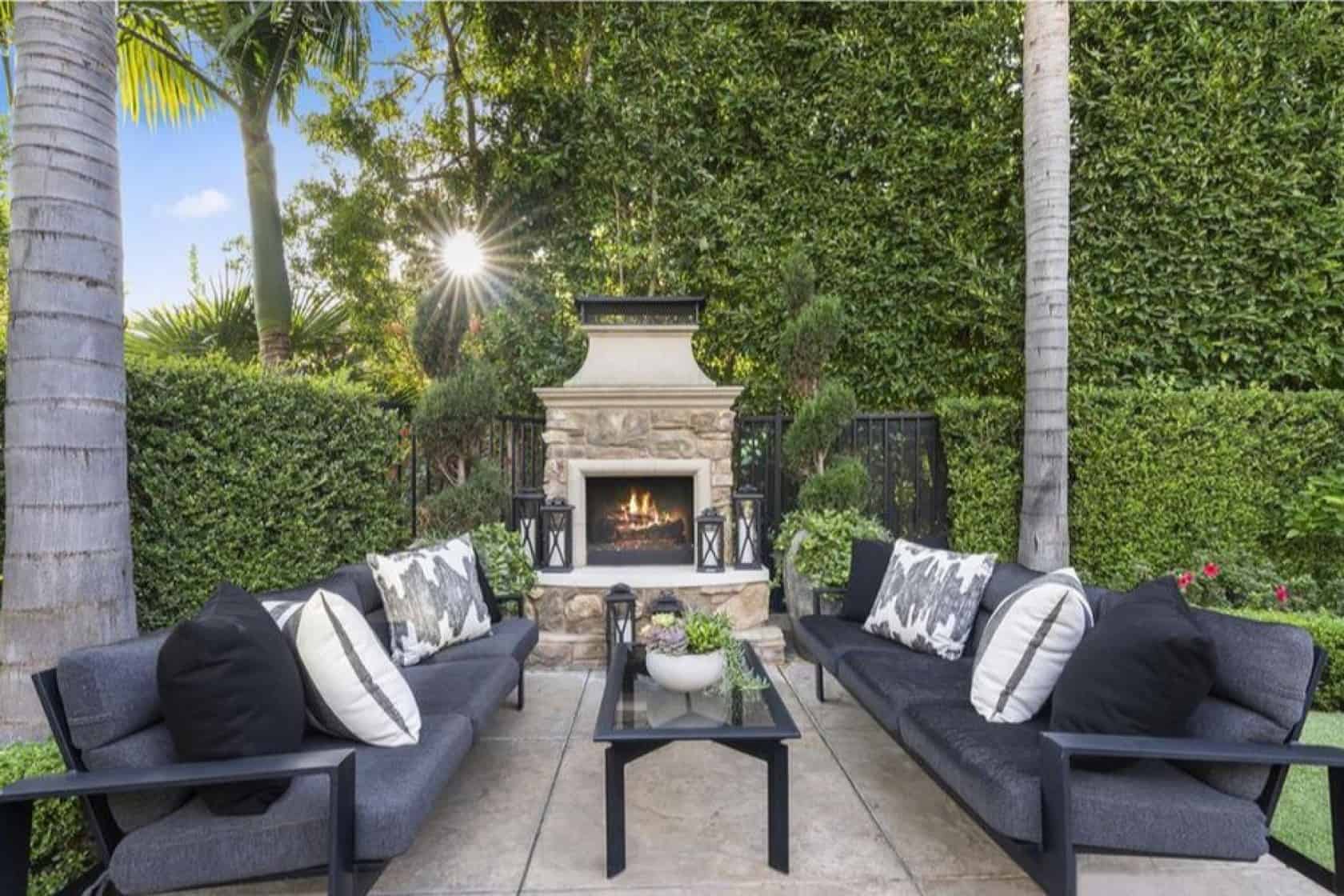 1642 San Ysidro Drive Beverly Hills CA 90210
